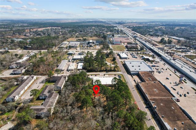 3205 Spruce Dr, Dickinson, TX 77539