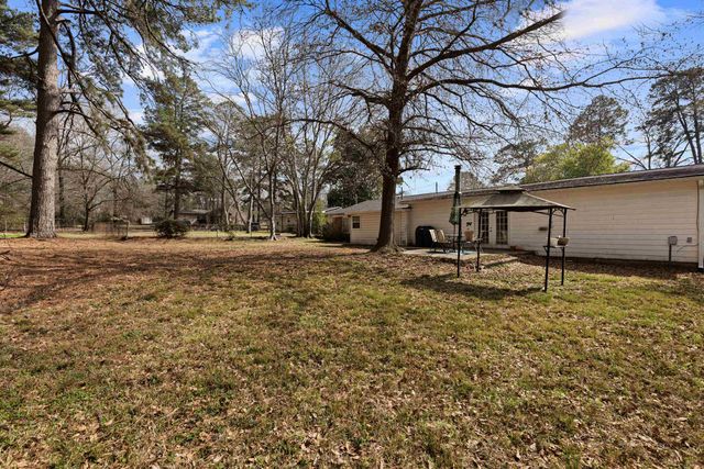 3605 Indian Springs Rd, Marshall, TX 75672