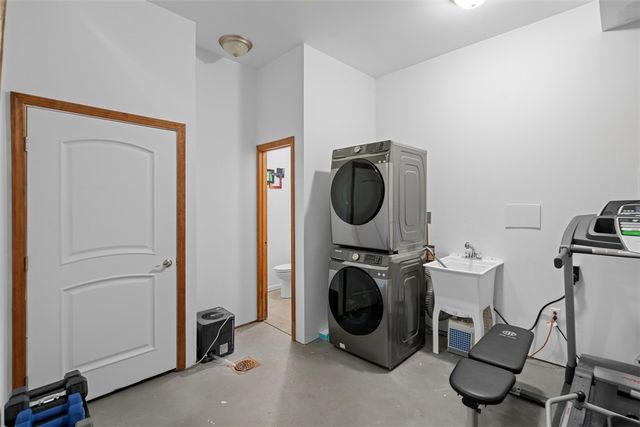 360 Hickory Grade Rd, South Fayette, PA 15017