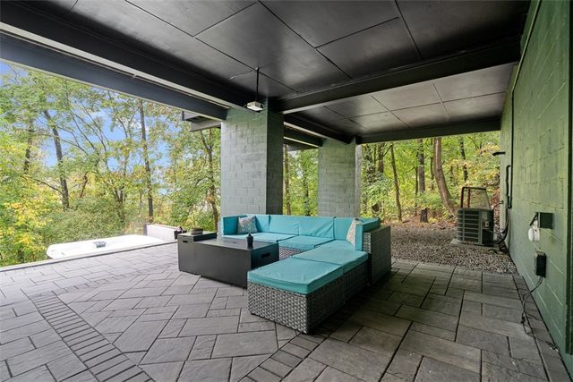 360 Hickory Grade Rd, South Fayette, PA 15017