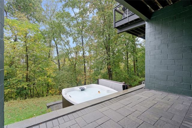 360 Hickory Grade Rd, South Fayette, PA 15017