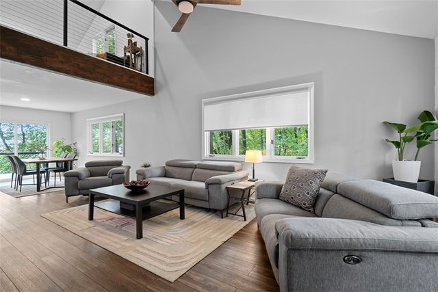 360 Hickory Grade Rd, South Fayette, PA 15017