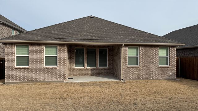 732 Waterhouse Lake Drive, Anna, TX 75409