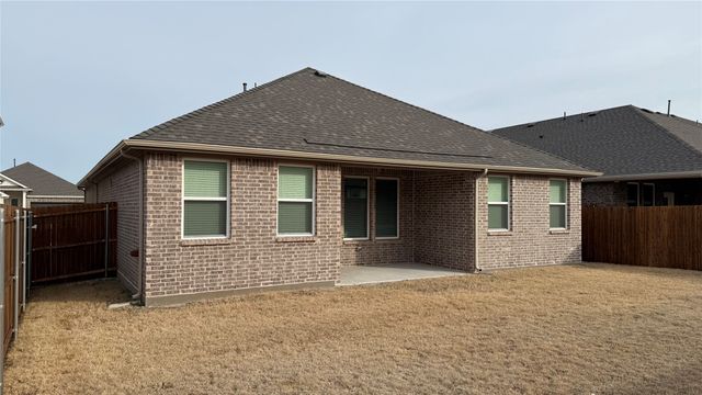 732 Waterhouse Lake Drive, Anna, TX 75409
