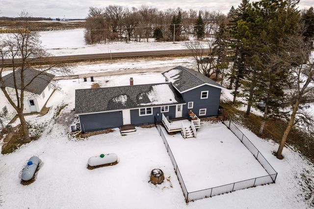 19223 191st Street, Starbuck, MN 56381