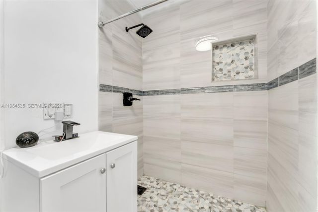 19137 NW 47th Avenue, Miami Gardens, FL 33055
