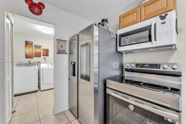 19137 NW 47th Avenue, Miami Gardens, FL 33055