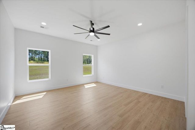 2027 Blessed Drive, Inman, SC 29349