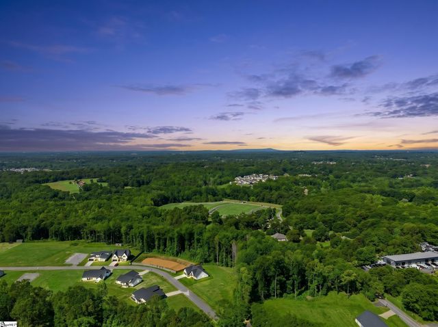 2027 Blessed Drive, Inman, SC 29349