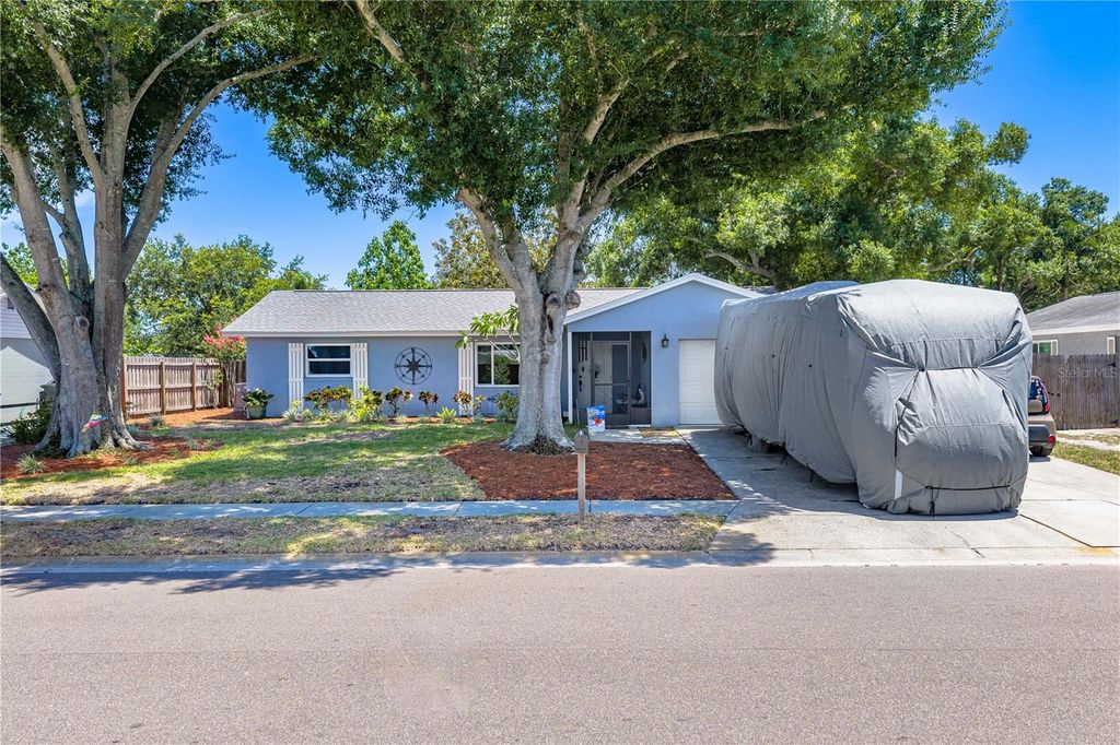 Image 1 of property listing at 5362 DUNCANWOOD DRIVE, Sarasota, FL 34232