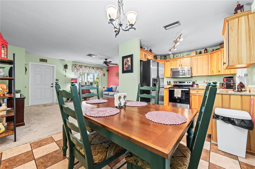 Image 15 of property listing at 5362 DUNCANWOOD DRIVE, Sarasota, FL 34232