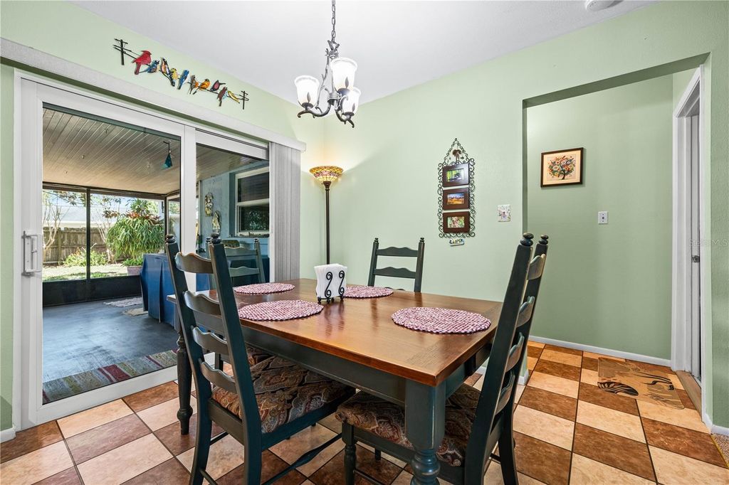 Image 16 of property listing at 5362 DUNCANWOOD DRIVE, Sarasota, FL 34232