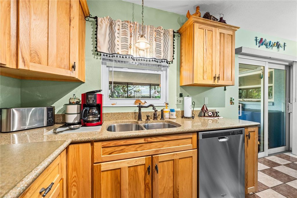 Image 20 of property listing at 5362 DUNCANWOOD DRIVE, Sarasota, FL 34232
