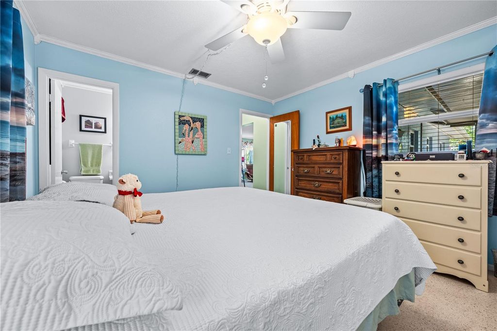 Image 22 of property listing at 5362 DUNCANWOOD DRIVE, Sarasota, FL 34232
