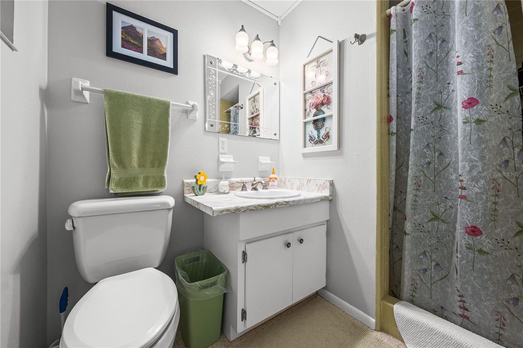 Image 23 of property listing at 5362 DUNCANWOOD DRIVE, Sarasota, FL 34232