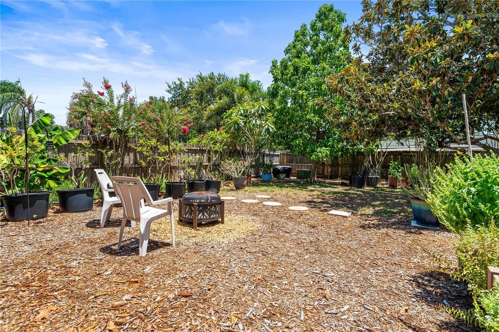 Image 40 of property listing at 5362 DUNCANWOOD DRIVE, Sarasota, FL 34232