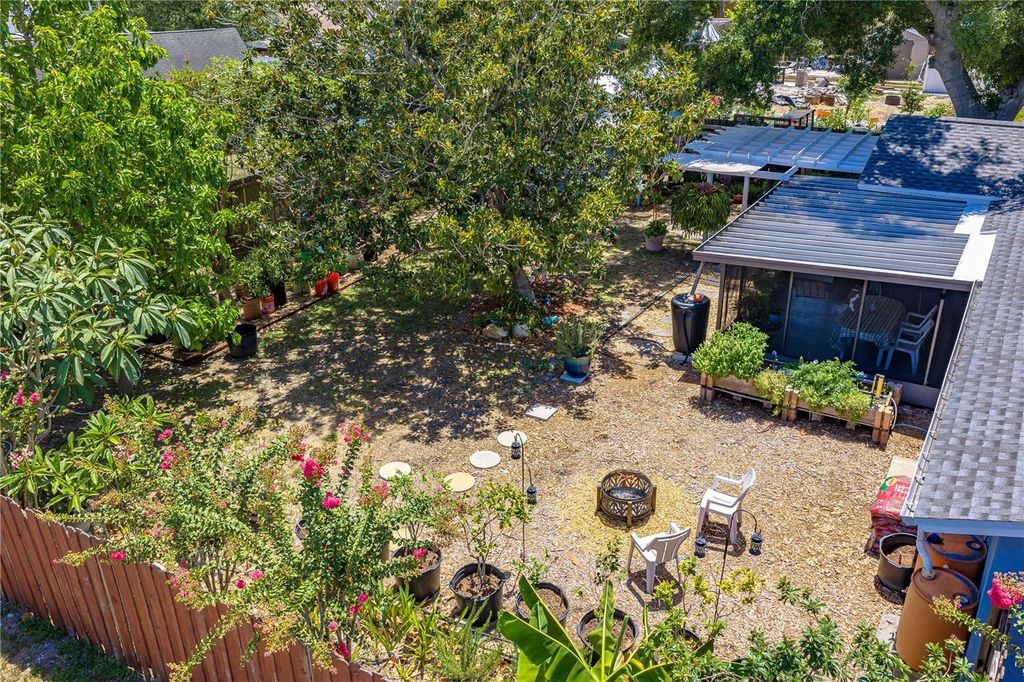 Image 50 of property listing at 5362 DUNCANWOOD DRIVE, Sarasota, FL 34232