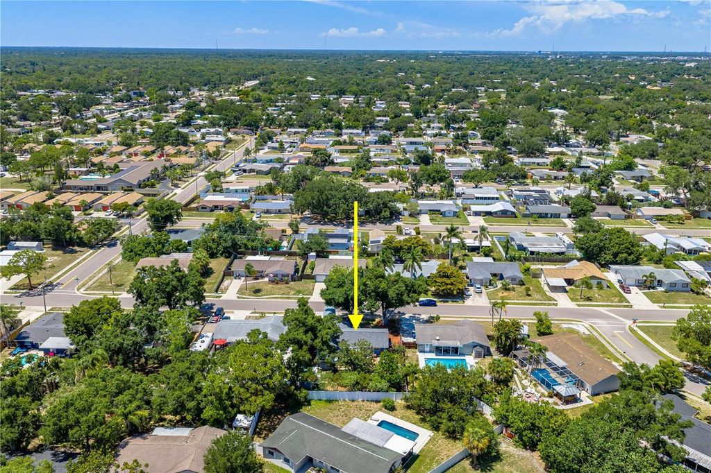 Image 58 of property listing at 5362 DUNCANWOOD DRIVE, Sarasota, FL 34232