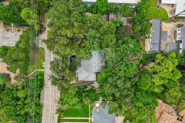 801 E 32nd ST, Austin, TX 78705