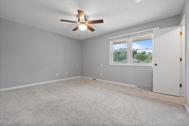 1706 NW 10th Street, Ankeny, IA 50023