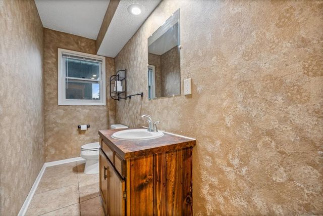 1706 NW 10th Street, Ankeny, IA 50023