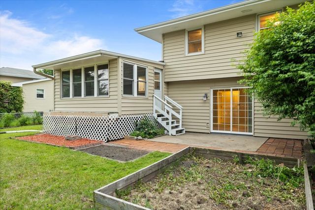 1706 NW 10th Street, Ankeny, IA 50023