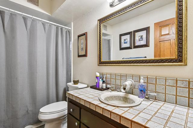 3571 Sudbury Rd, Cameron Park, CA 95682