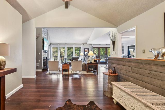 3571 Sudbury Rd, Cameron Park, CA 95682