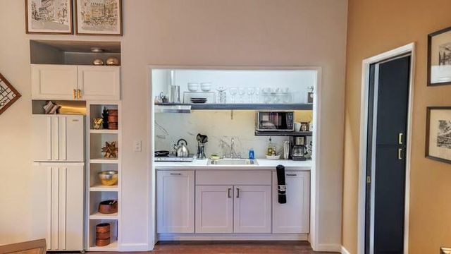 3571 Sudbury Rd, Cameron Park, CA 95682