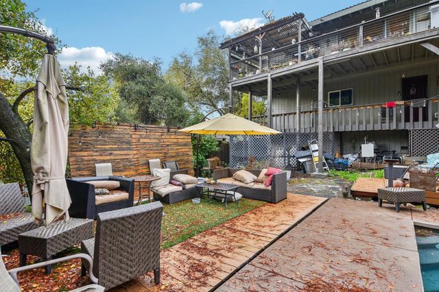 3571 Sudbury Rd, Cameron Park, CA 95682