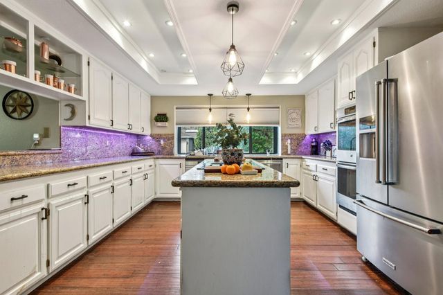 3571 Sudbury Rd, Cameron Park, CA 95682