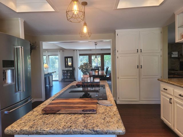 3571 Sudbury Rd, Cameron Park, CA 95682