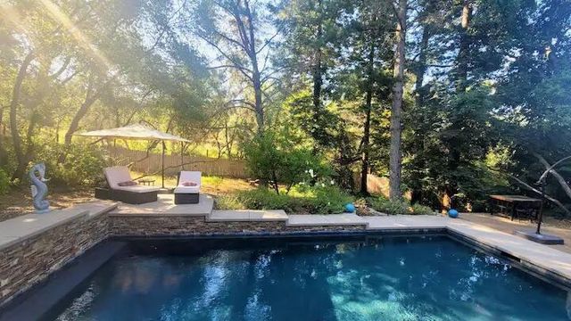 3571 Sudbury Rd, Cameron Park, CA 95682