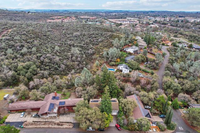 3571 Sudbury Rd, Cameron Park, CA 95682