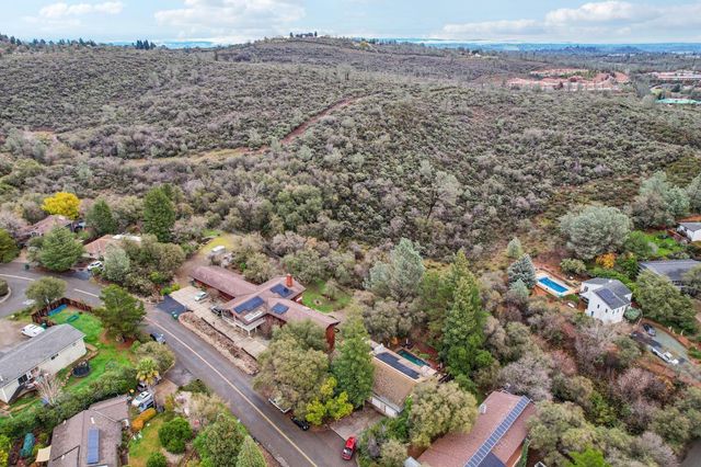 3571 Sudbury Rd, Cameron Park, CA 95682