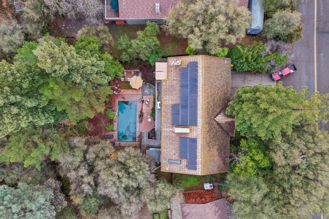 3571 Sudbury Rd, Cameron Park, CA 95682