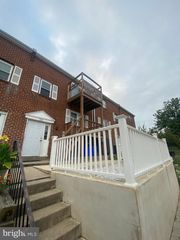 304 CHRISTOPHER PL #1ST FLOOR, Primos, PA 19018