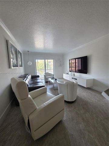 4670 W 13th Lane 206, Hialeah, FL 33012