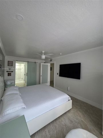 4670 W 13th Lane 206, Hialeah, FL 33012