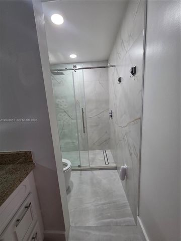 4670 W 13th Lane 206, Hialeah, FL 33012