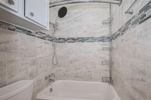 9711 Mackworth Drive, Stafford, TX 77477