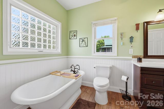 409 Tall Timbers Lane, Waynesville, NC 28785