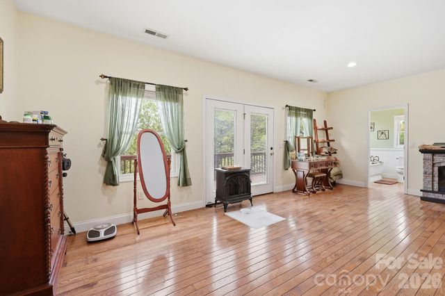 409 Tall Timbers Lane, Waynesville, NC 28785