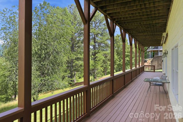 409 Tall Timbers Lane, Waynesville, NC 28785
