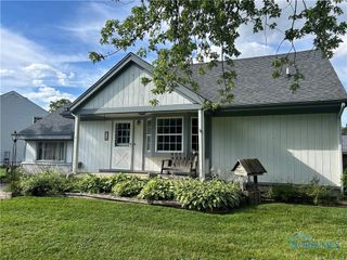 812 Loch Haven, Maumee, OH 43537