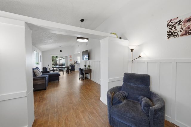 14419 Sun Forest Dr, Penn Valley, CA 95946