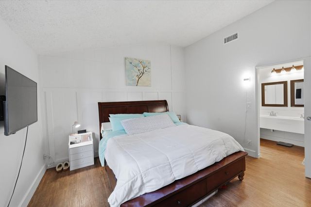 14419 Sun Forest Dr, Penn Valley, CA 95946