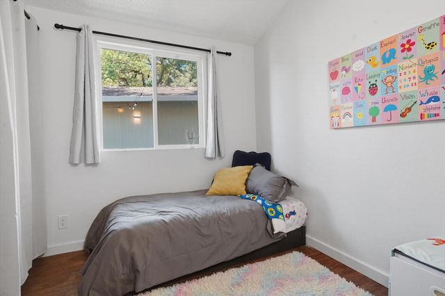 14419 Sun Forest Dr, Penn Valley, CA 95946