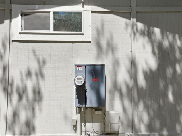 14419 Sun Forest Dr, Penn Valley, CA 95946