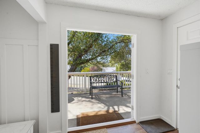 14419 Sun Forest Dr, Penn Valley, CA 95946